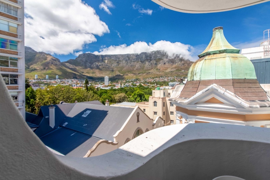 2 Bedroom Property for Sale in Cape Town City Centre Western Cape